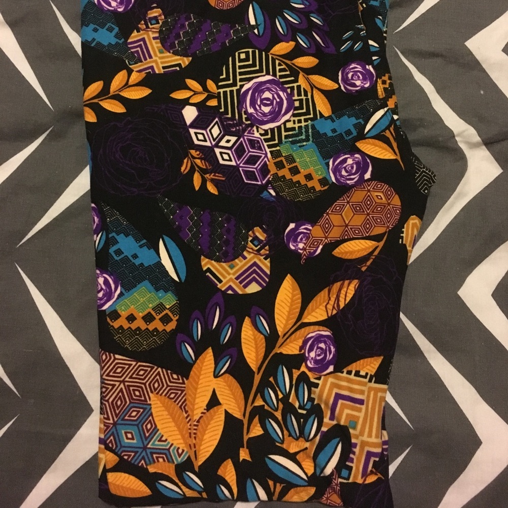 Lularoe floral leggings