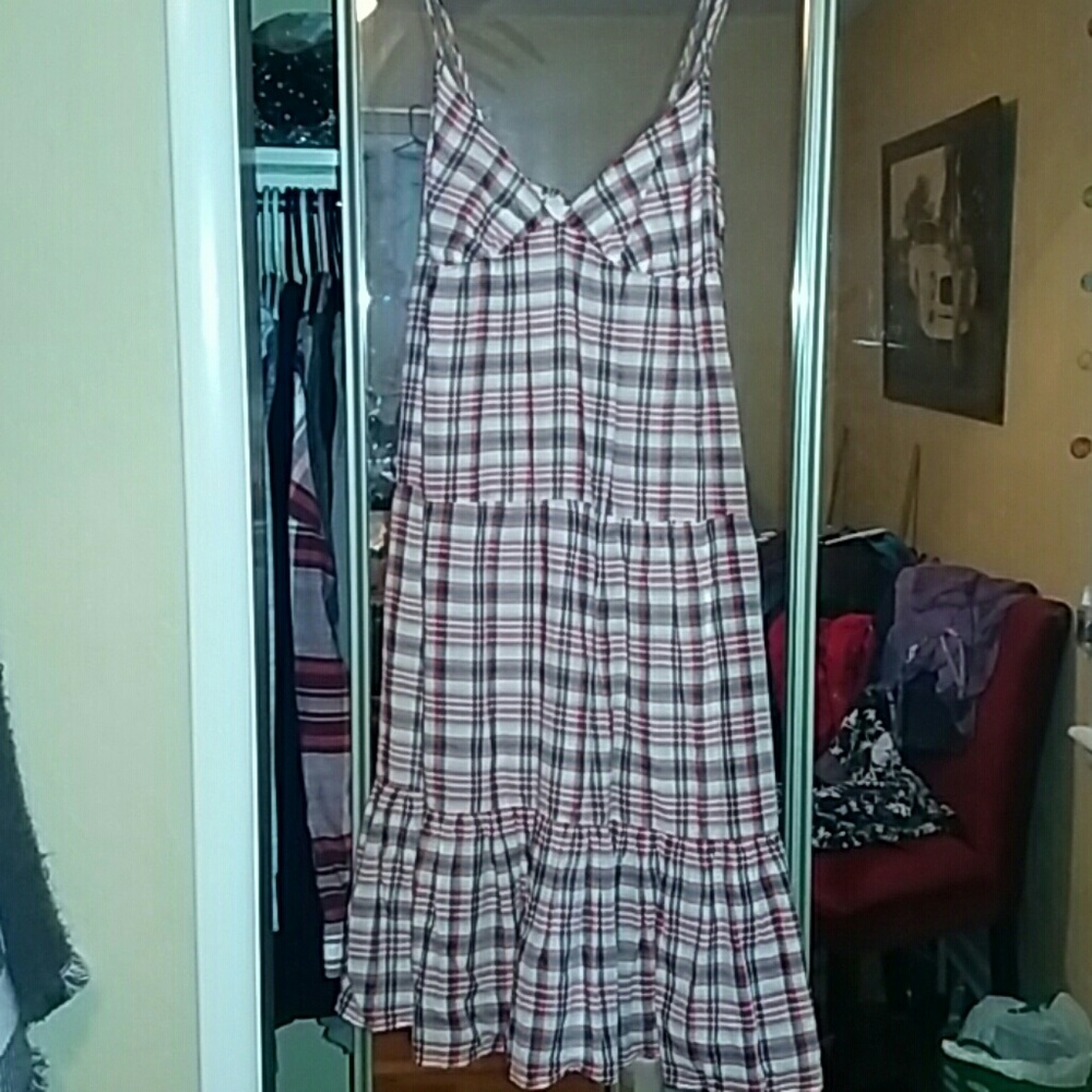 OLD NAVY SUN DRESS  MULTICOLOR BEAUTIFUL