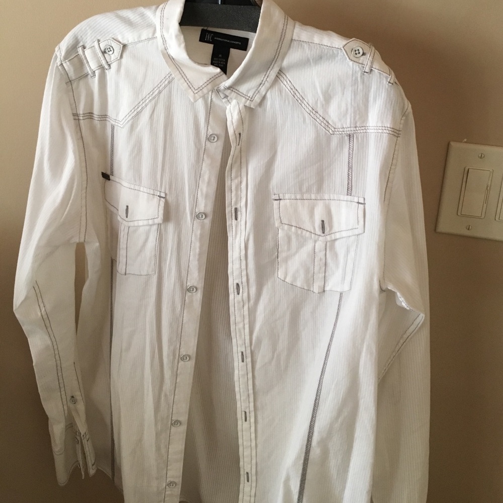 Like new, excellent conditions, dry cleaning