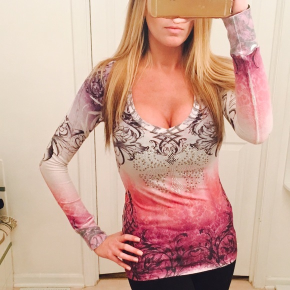 Long Sleeve Ombré Shirt with Rhinestone Detailing - Picture 4 of 4