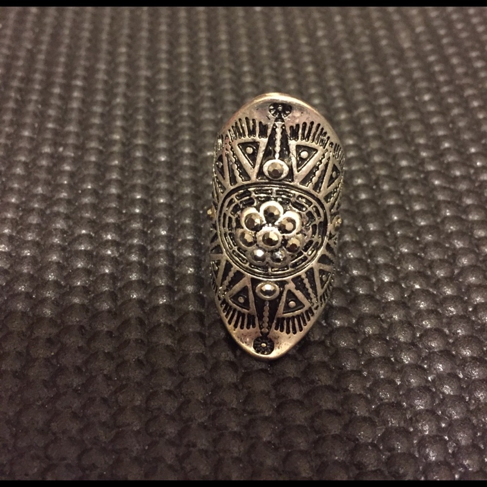 Statement rings - Picture 3 of 6