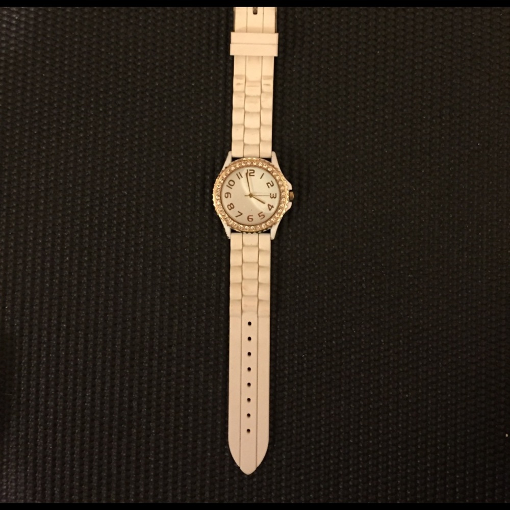 Silicone band watch