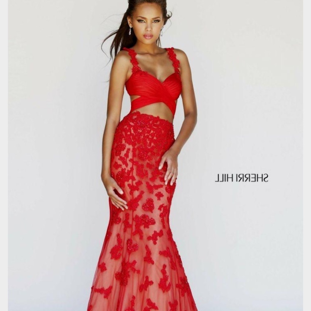 Red Sherri Hill prom dress