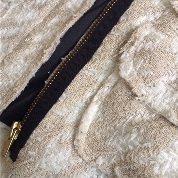 SOLD!! Smythe Gorgeous tweed jacket. Offers!! 💕 - Picture 5 of 7