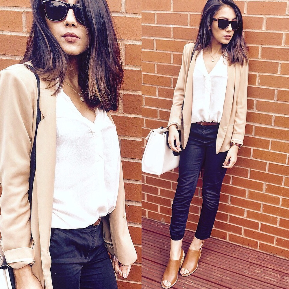Forever 21 beige open front metal buttoned blazer