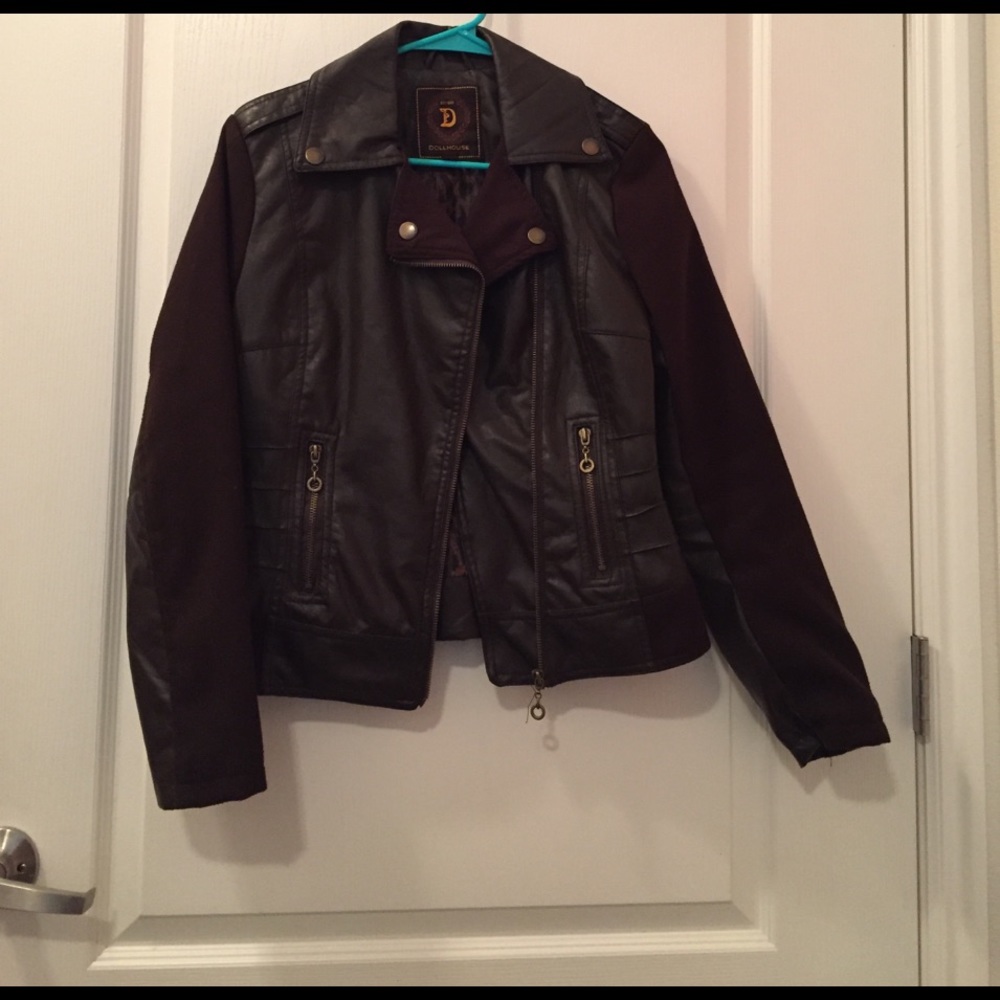 Leather jacket.