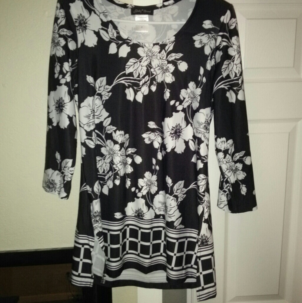 Slinky Brand Womens Shirt