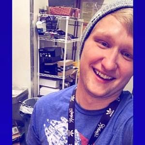 Meet your Posher, Dakota