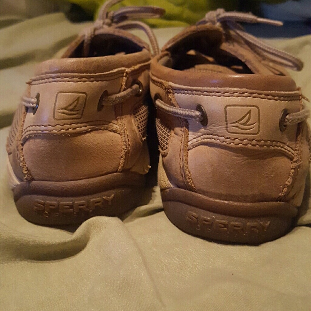 Sperry - Picture 2 of 3