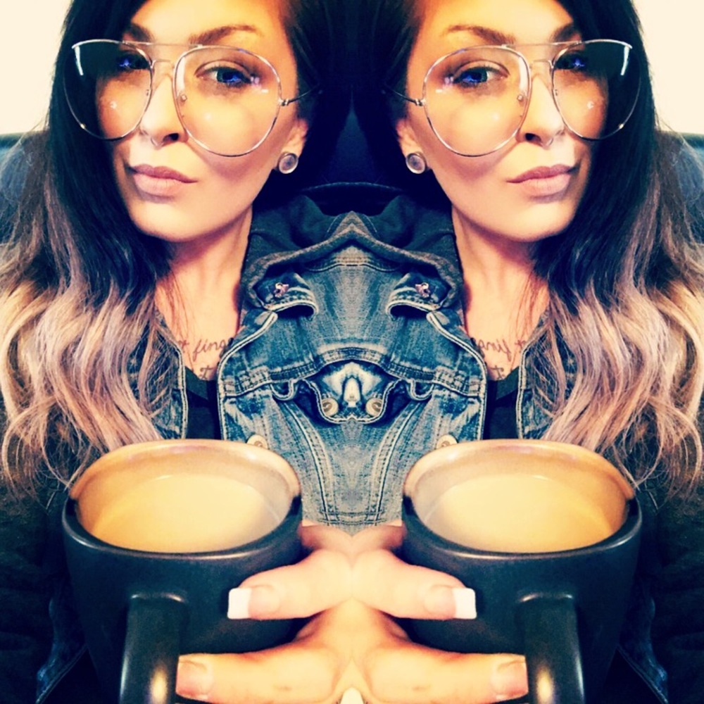 Meet your Posher, Casey