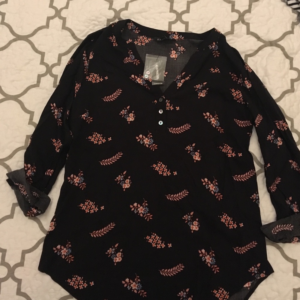 Express NWT Floral Blouse
