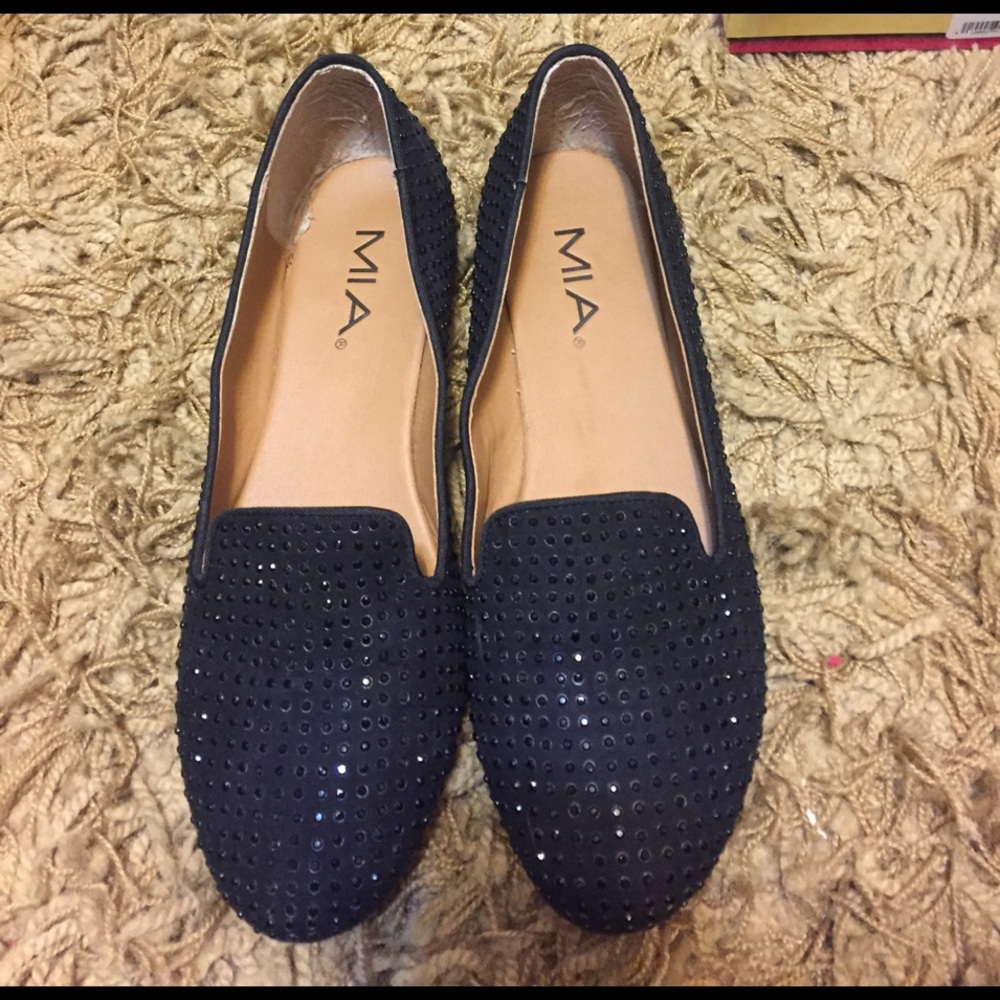 Studded/bedazzled loafers