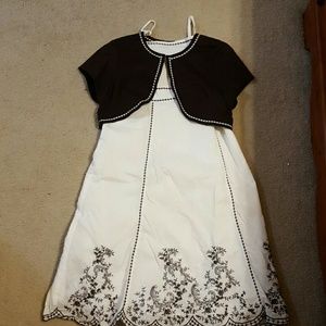 Signature by Robbie Bee