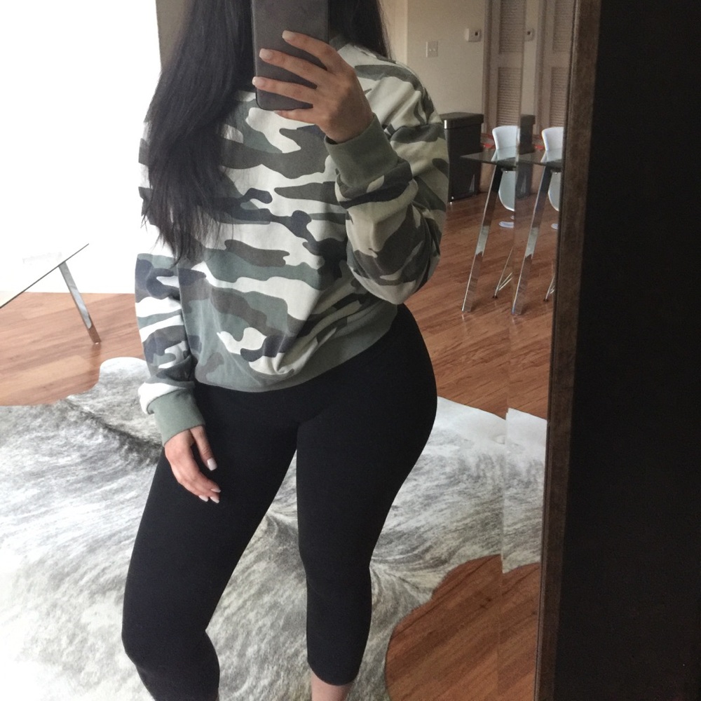 H&M camo sweatshirt