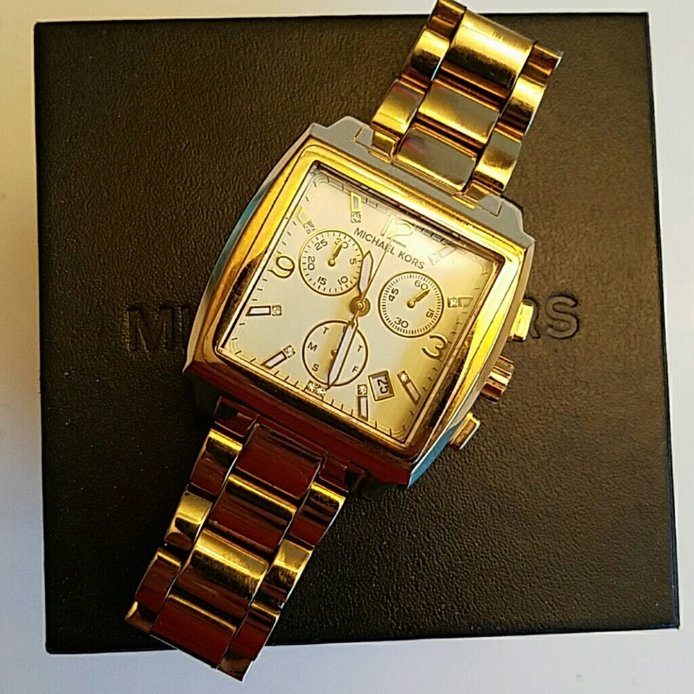 Michael kors watch - Picture 2 of 2