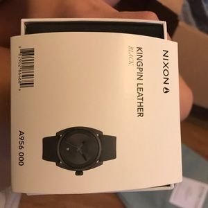 nixon brand new watch 😮😍