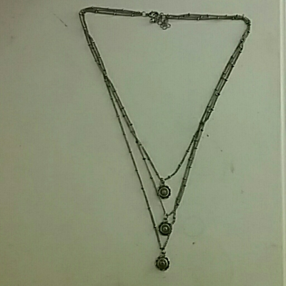 Three layer necklace