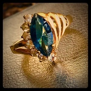 Plus Size Bling Elegant gold plate ring blue stone