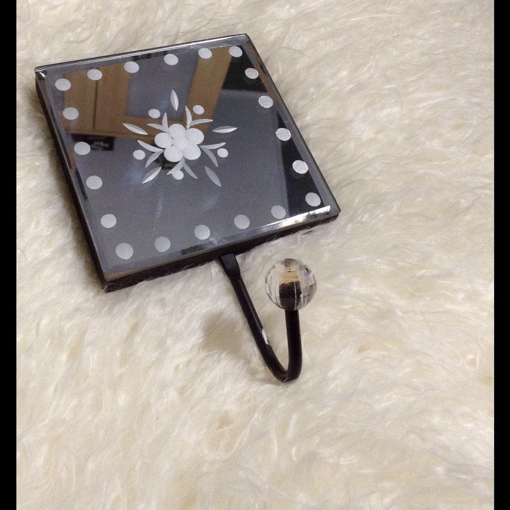 🎉FREE W/ $20 PURCHASE SHABBY CHIC WALL HOOK