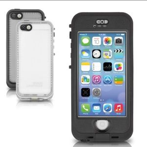 Life proof used for 5:5s 15 has everything