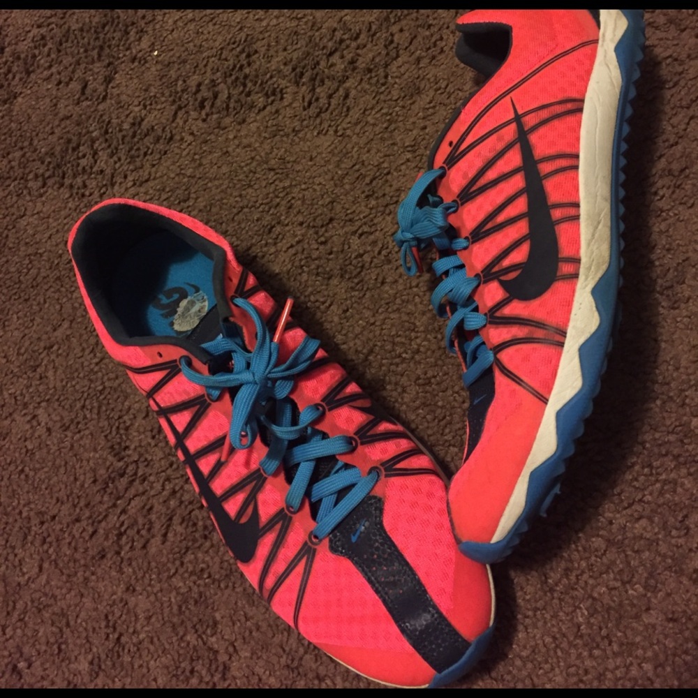 Shoes - Picture 2 of 3