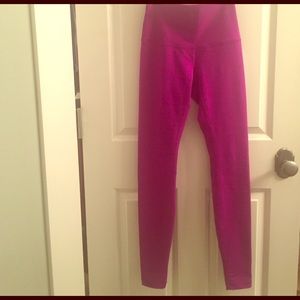 Lululemon wunder under pant high rise size 6 NEW