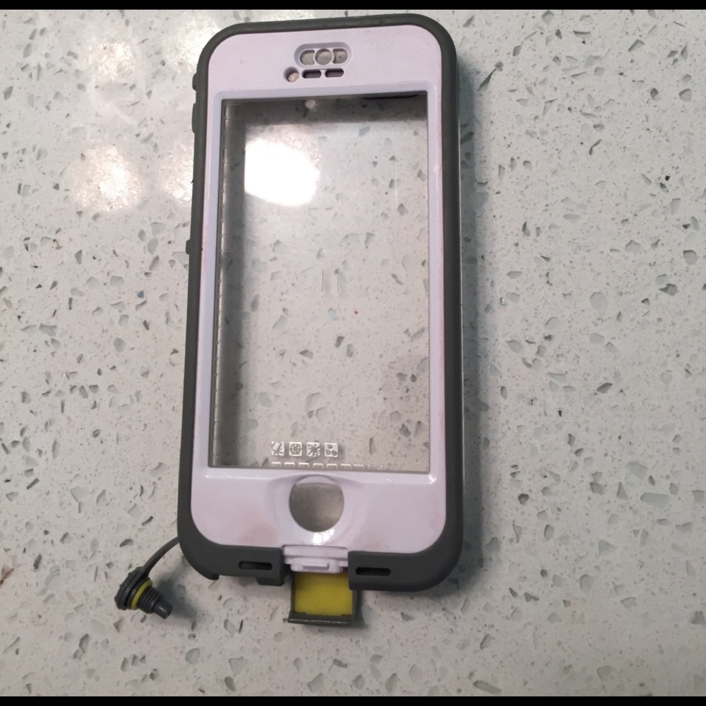 iphone 5/5s Lifeproof NUUD case