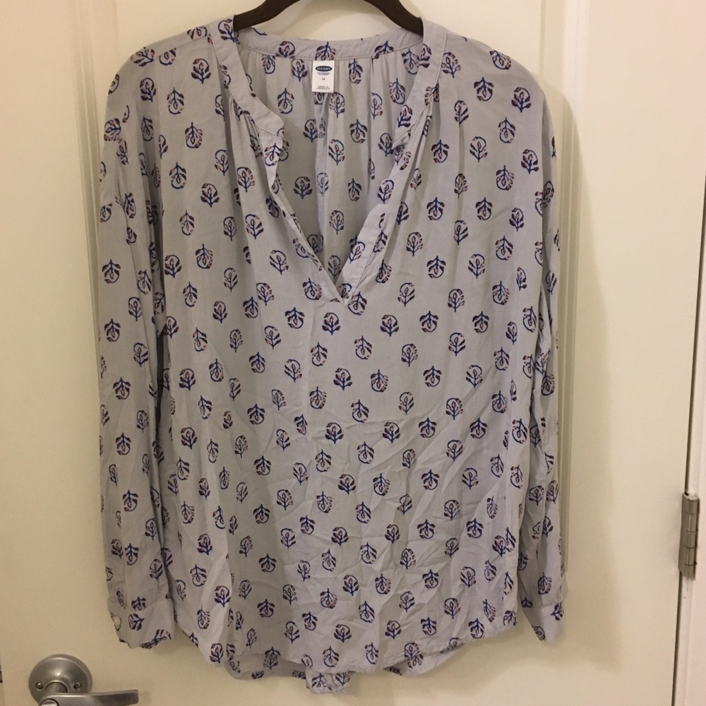 Long sleeve flowy top