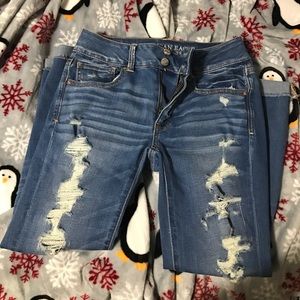 AE destroyed cropped jeans 💋