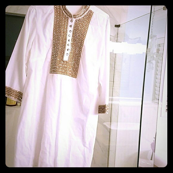 White Chico's Tunic - Picture 2 of 6