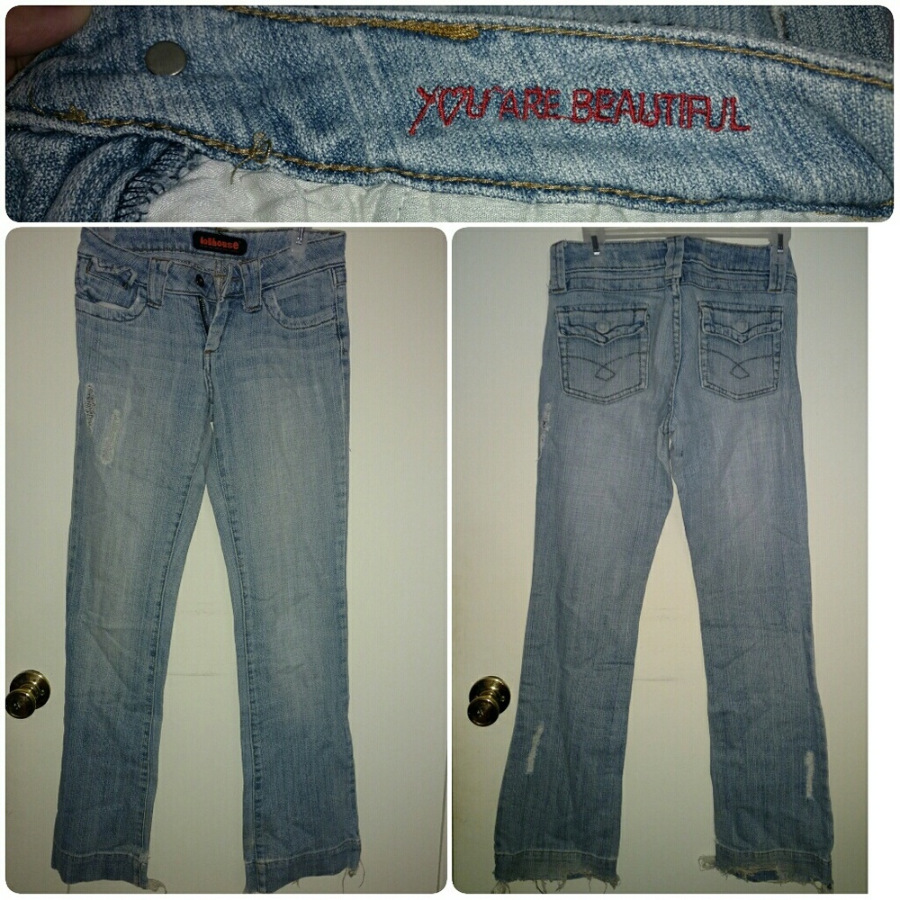 Distressed Light Jeans