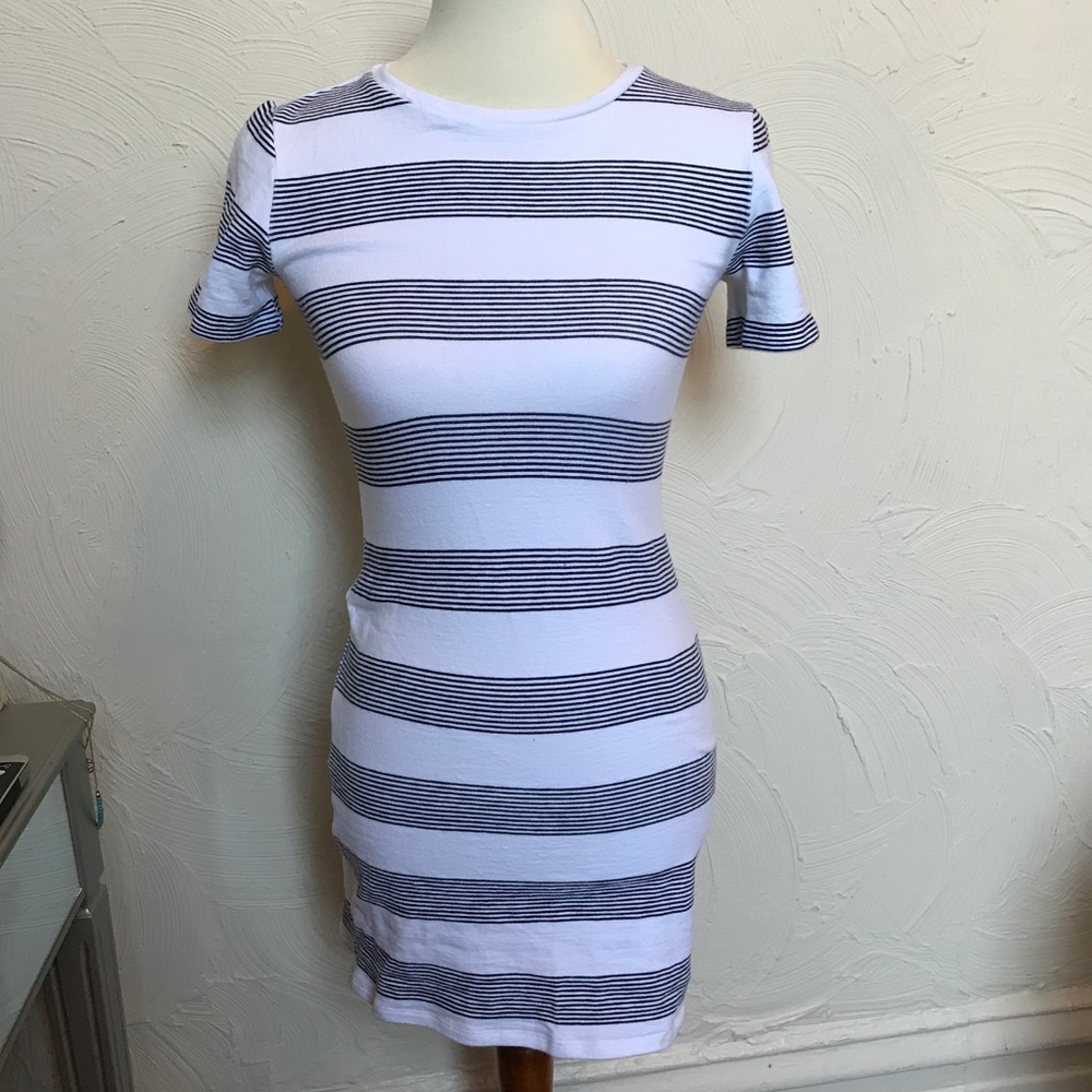 Zara Mini Dress - Picture 1 of 7