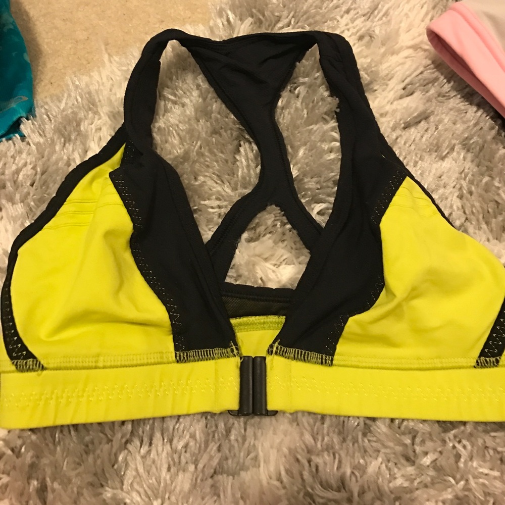 Lululemon bra