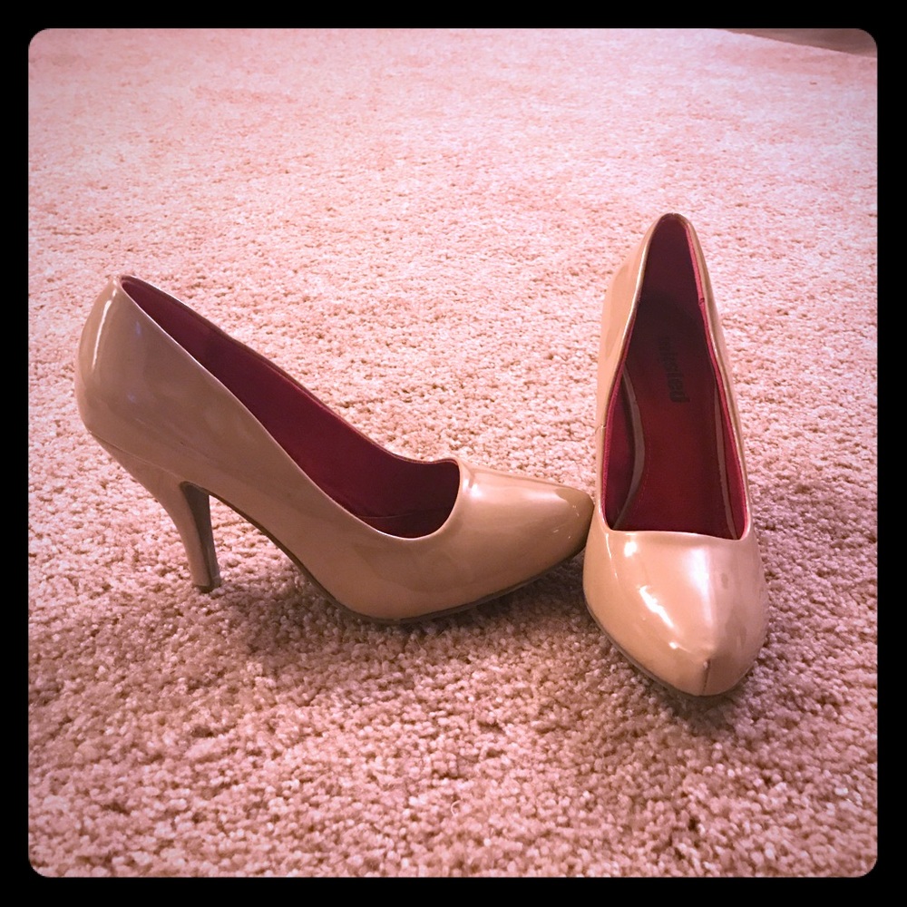 Nude heels, worn once