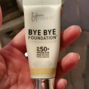 It cosmetics bye bye foundation shade med