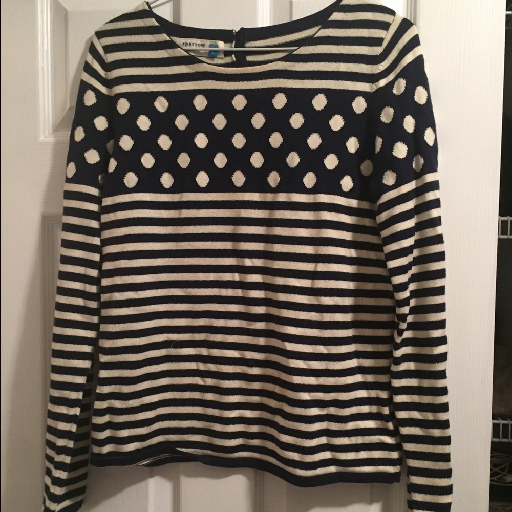Womens Anthropologie Blue sweater Medium polka