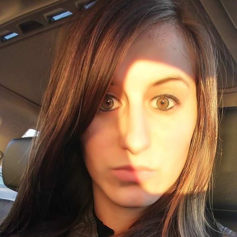 Meet your Posher, Katelyn