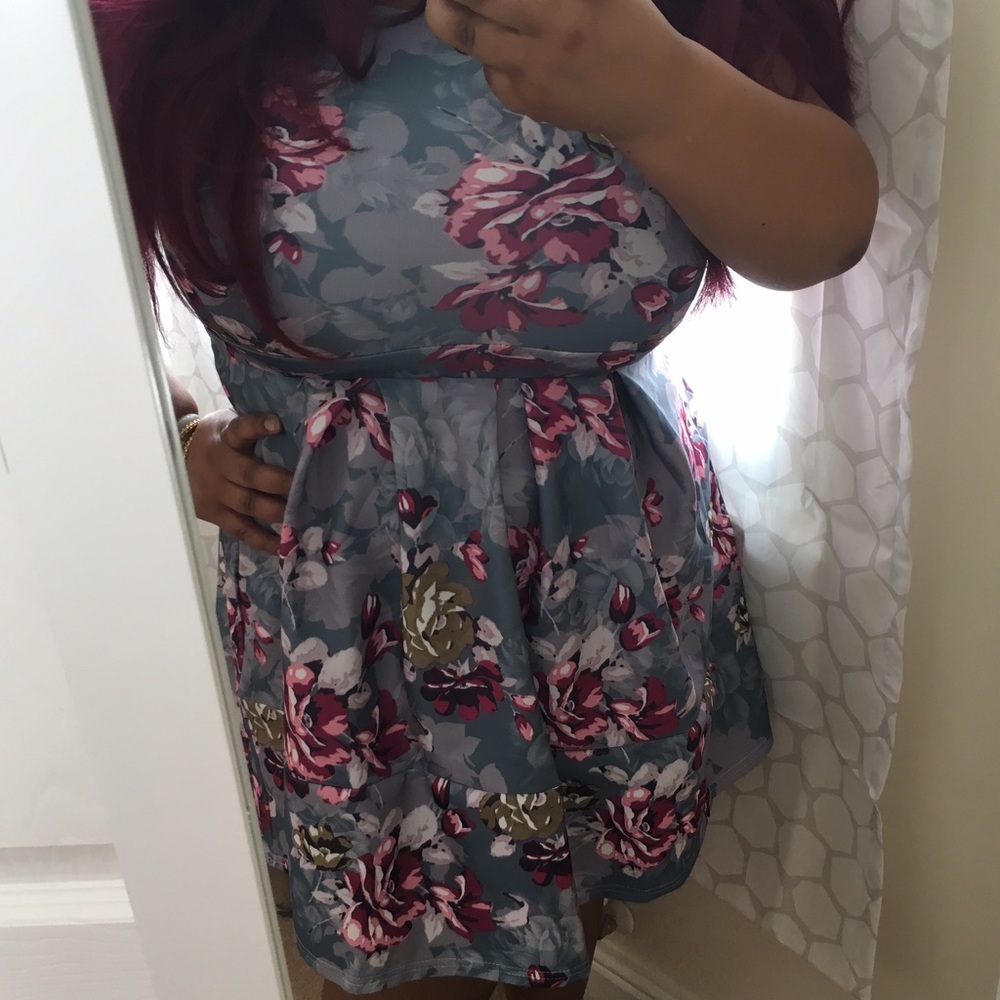 🍍Grey Floral skater dress with Empire waist