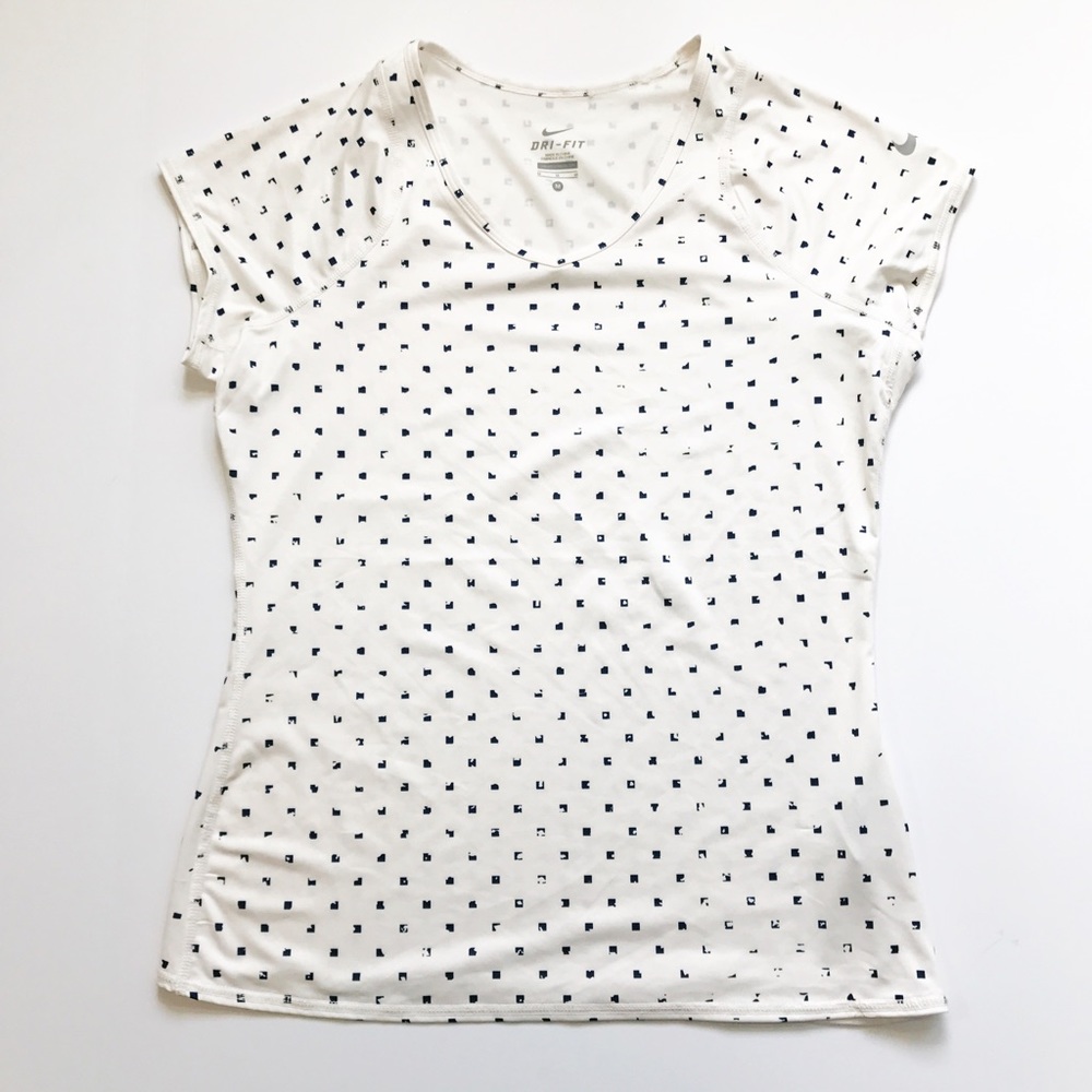 Nike // Dri-Fit V-Neck Workout Top