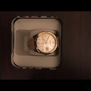 Adorable Fossil watch!
