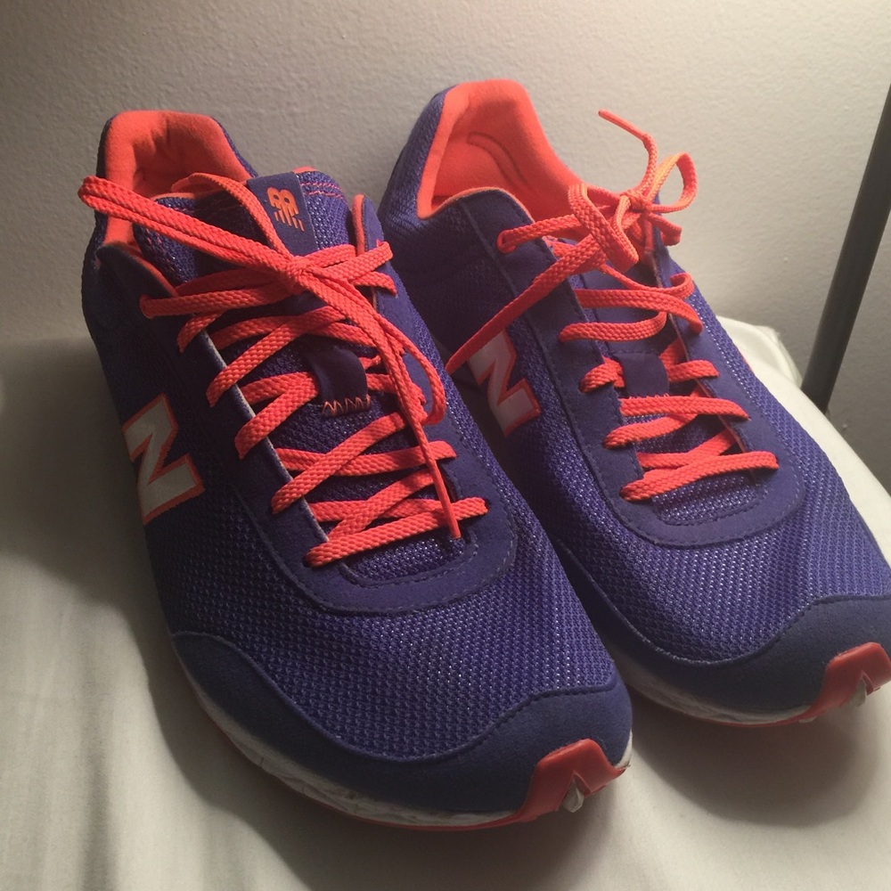 Running shoes