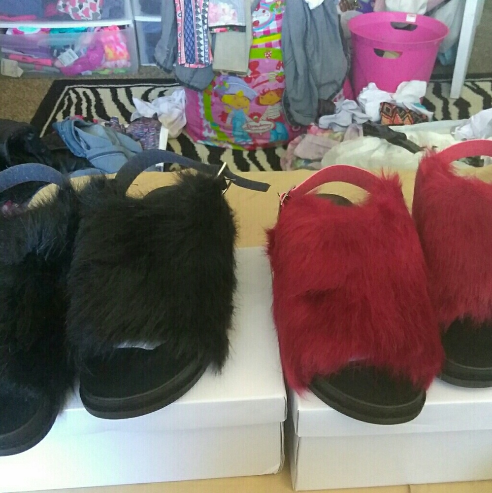 Fur shoes