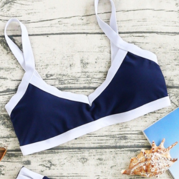 Bikini set - Picture 3 of 3