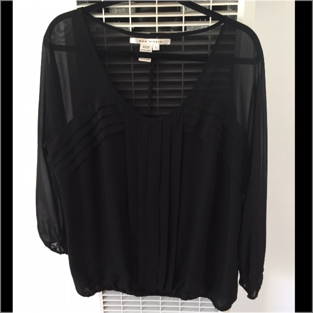 Max Studio Black sheer 3/4 sleeve top with details