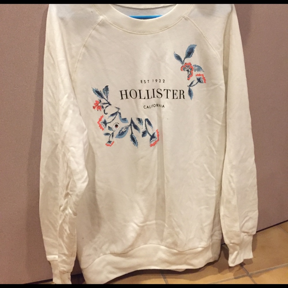 Hollister shirt / sweatshirt