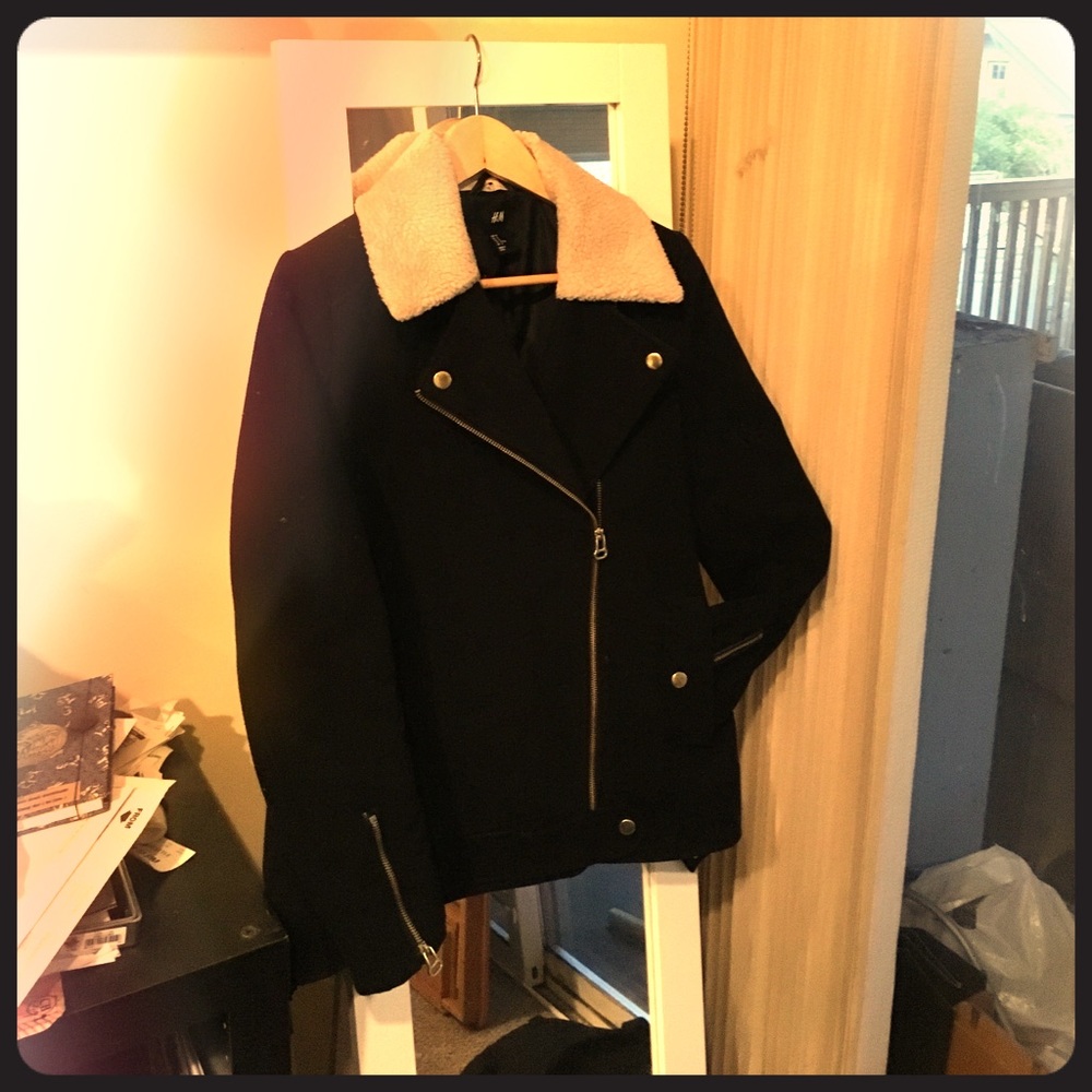 HOT BLACK MOTO JACKET