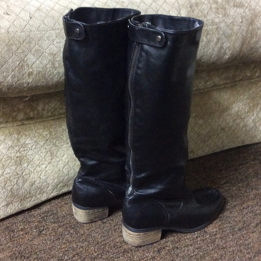 Tall black boots