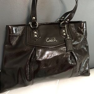 like new coach handbag