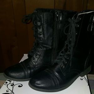 Womens Boots