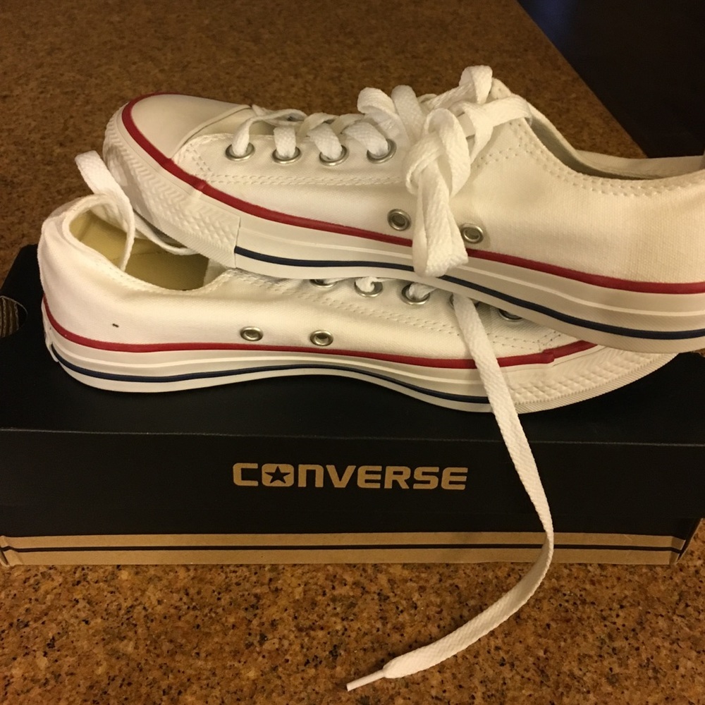 Converse size 7 women